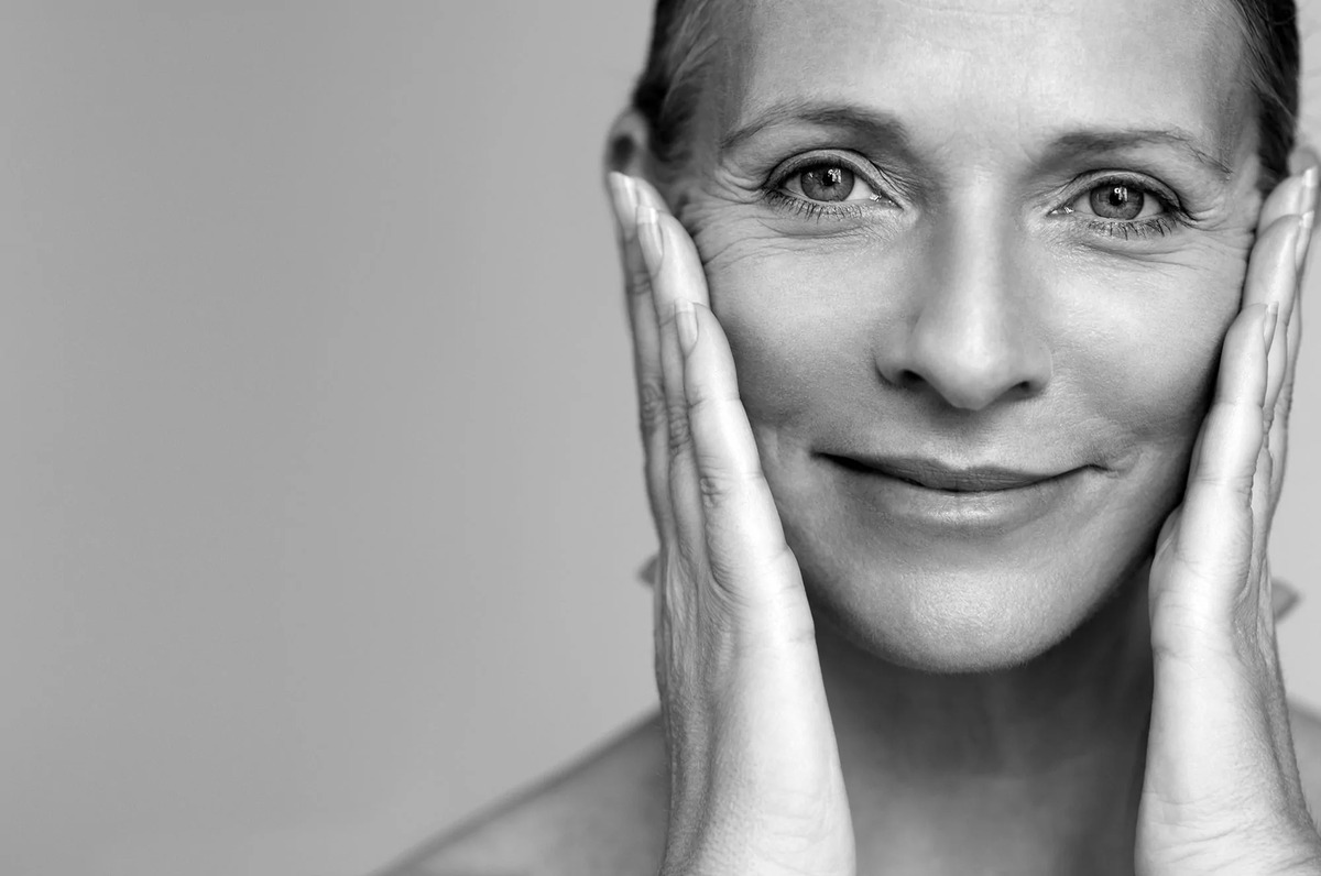 Chirurgie esthétique du visage — profil harmonieux